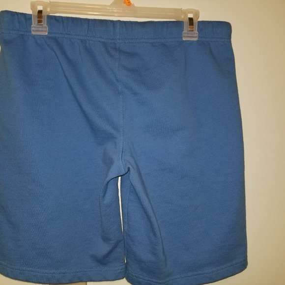 Shorts - Picture 2 of 5